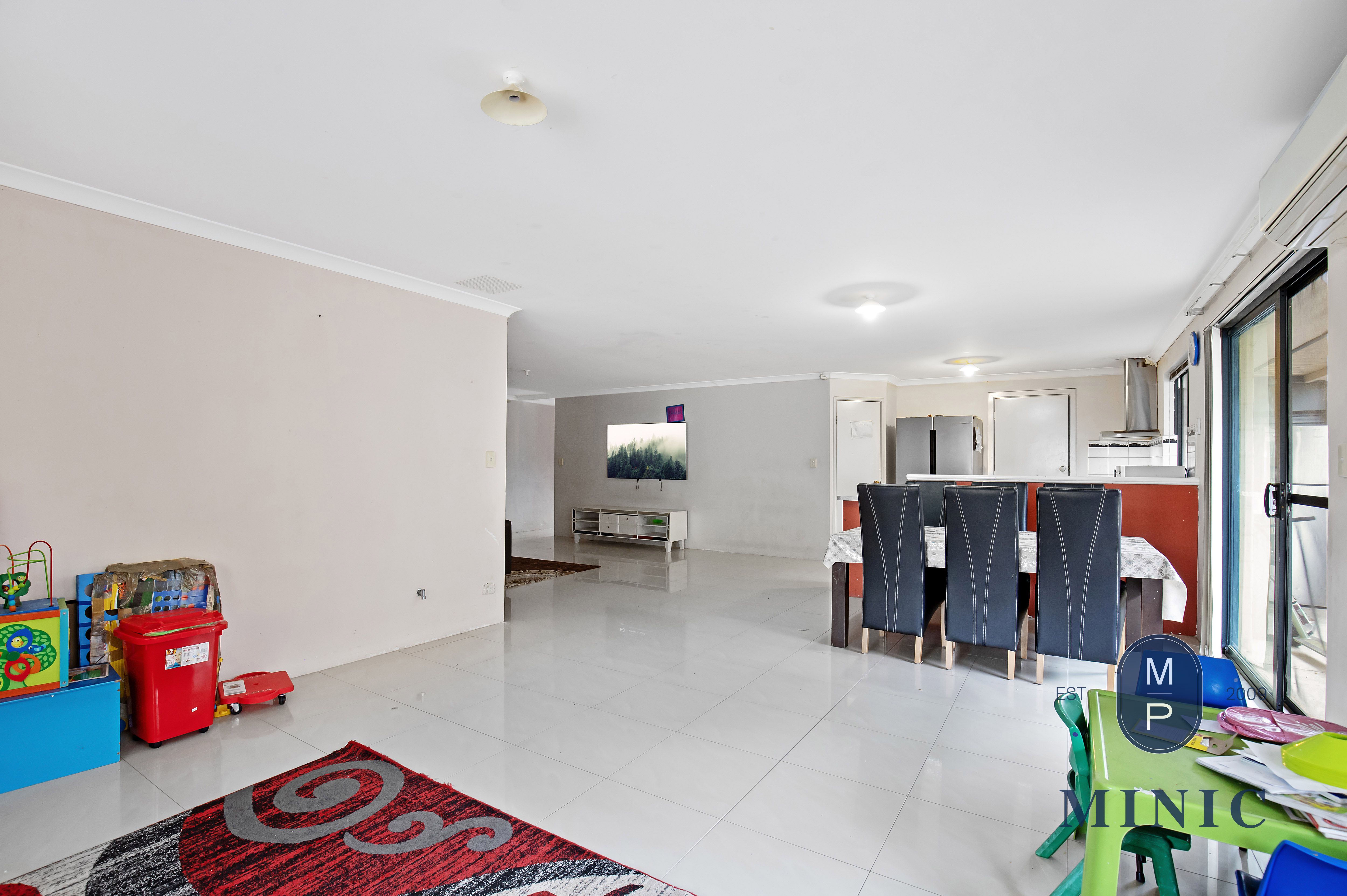 7 Mudlark Close, Langford