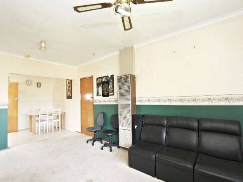 47 Cropley Crescent, Laverton - Thumbnail 5