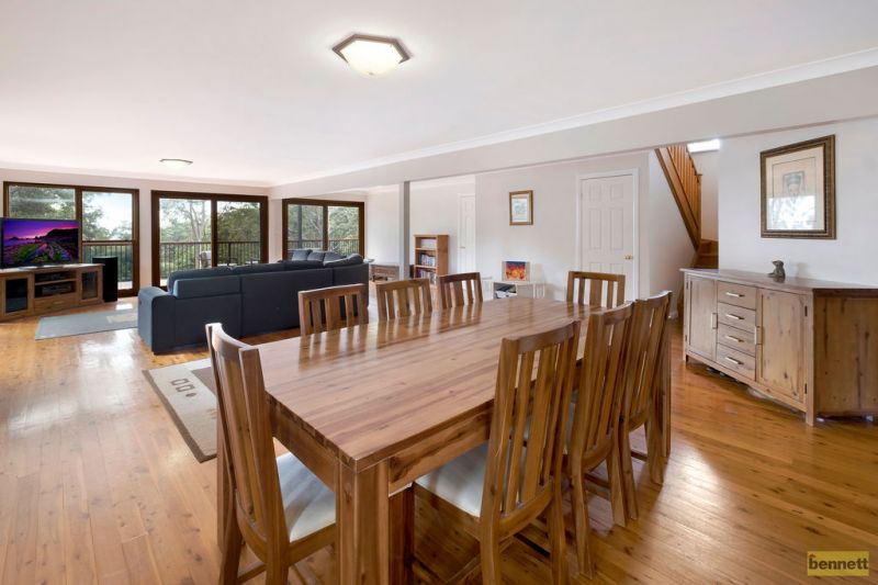 10 Crag Crescent, Bowen Mountain - Thumbnail 3