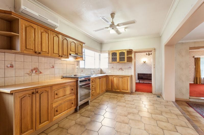 1307 Toorak Road, Camberwell - Thumbnail 3