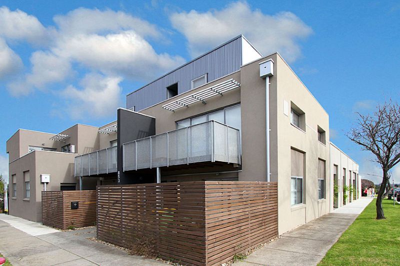 10/853 High Street, Reservoir