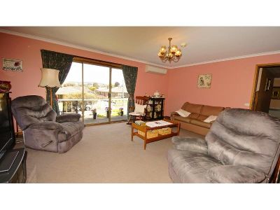 4
 
 
 
  
 
 
 1
 
 
 
  
 
 
 1
 
 
 
 
 
 
 
 9 Regent Court, DEVONPORT TAS 7310, Devonport - Thumbnail 3