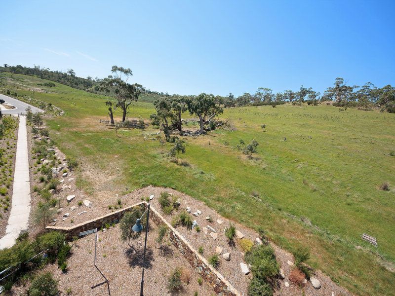 20 Birdseye Circuit SOUTH MORANG, South Morang - Thumbnail 7