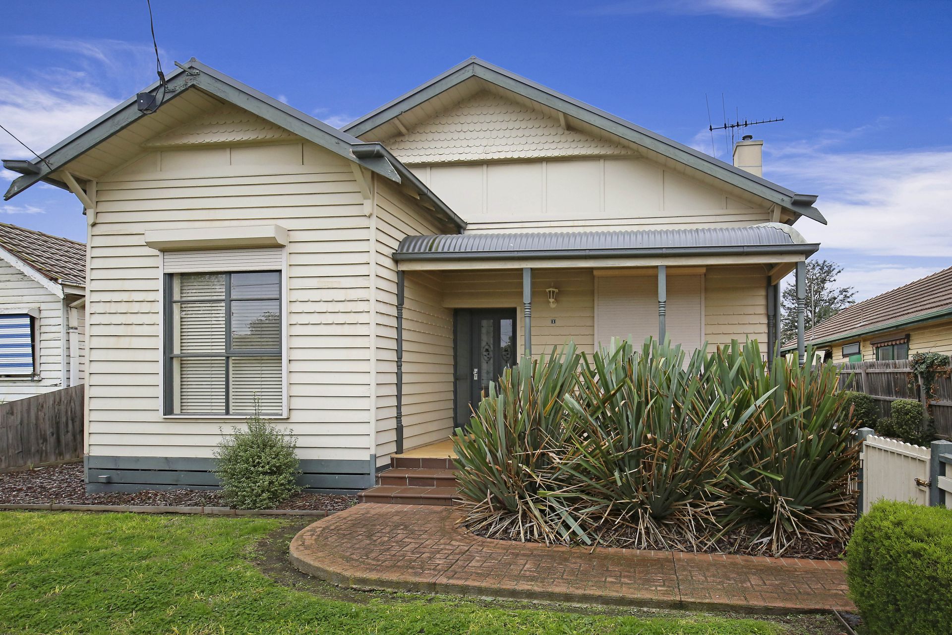 Real Estate For Sale 1/24 Elsey Road Reservoir , VIC