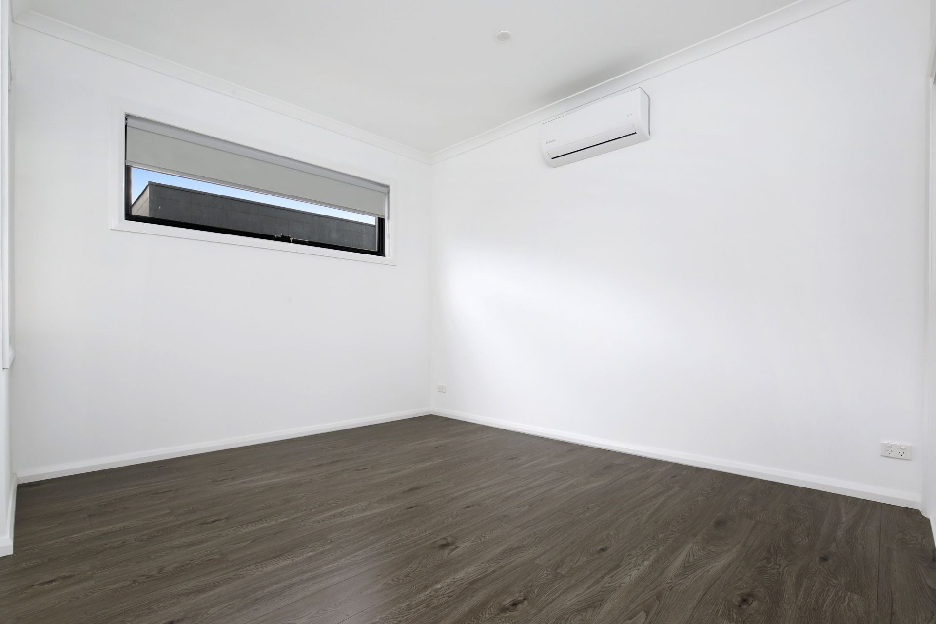 3 Bedroom Townhouse In Prime Location!