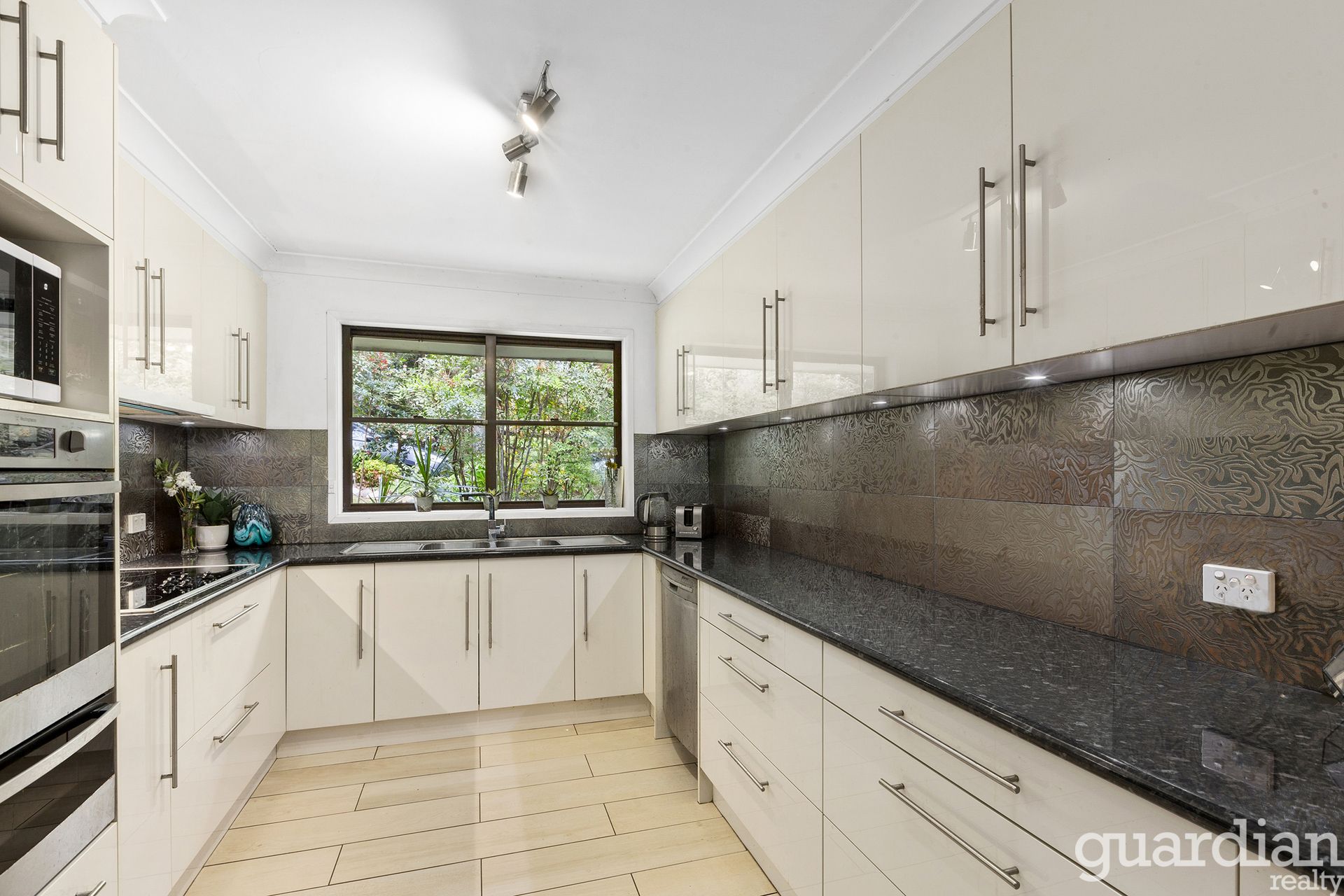 24 Derriwong Road Dural NSW, Dural - Thumbnail 4