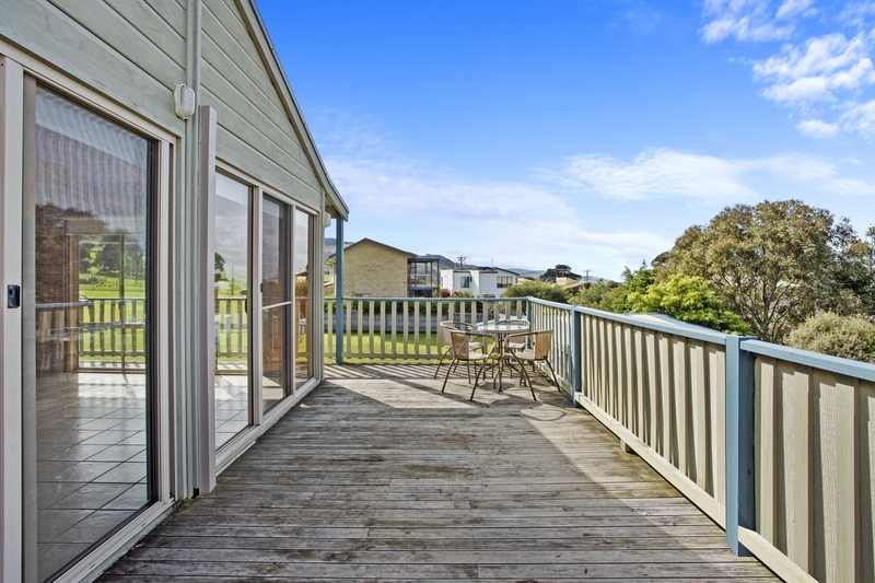 3 Seaview Drive, Apollo Bay, VIC, Apollo Bay - Thumbnail 3
