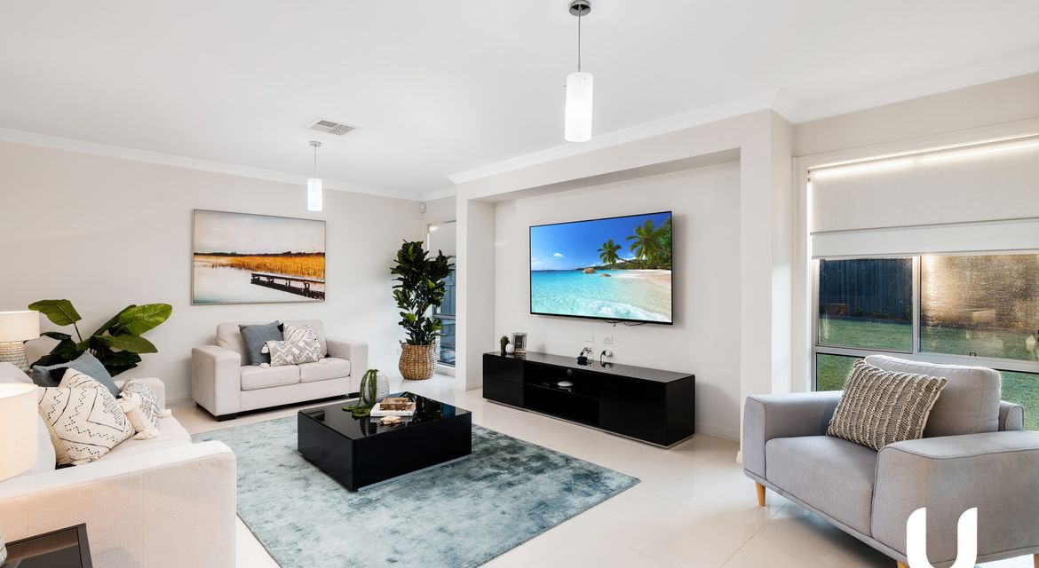 Colebee 8 Kirkwood Crescent