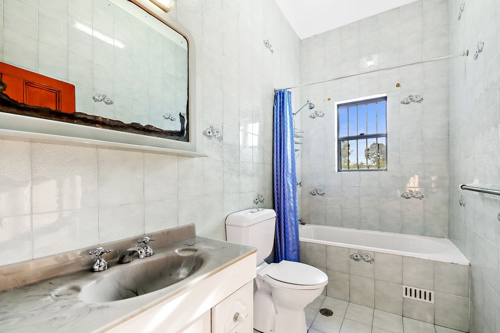 Spacious Three Bedroom with Rumpus