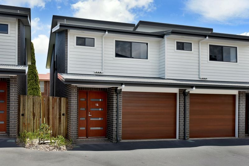 Convenient Location 3 Bedroom Townhouse