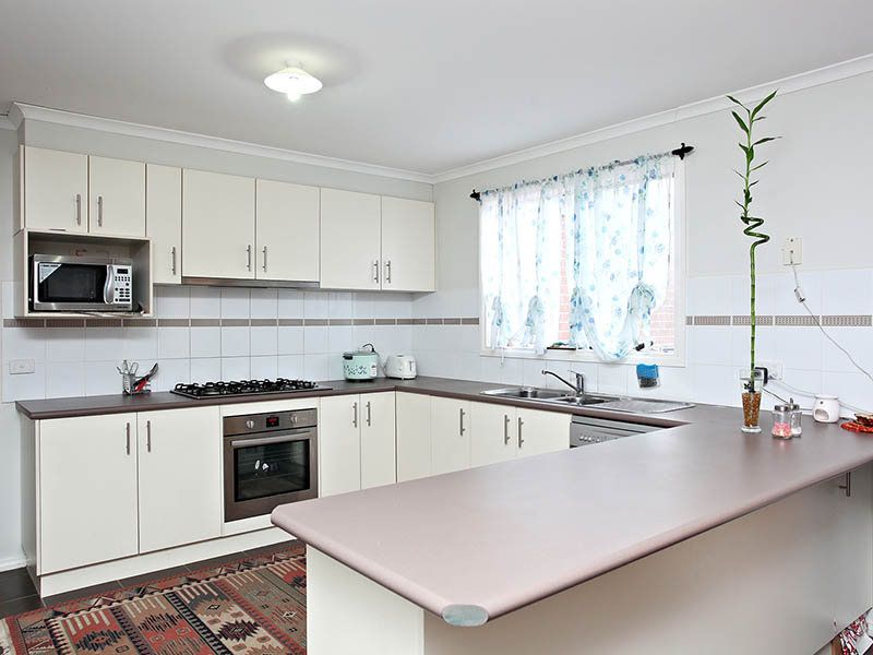 17 Burke Road, Burnside Heights - Thumbnail 3
