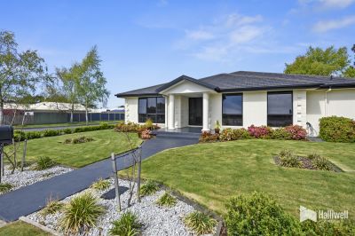 17 Tugrah Road, Stony Rise, Stony Rise - Thumbnail 2