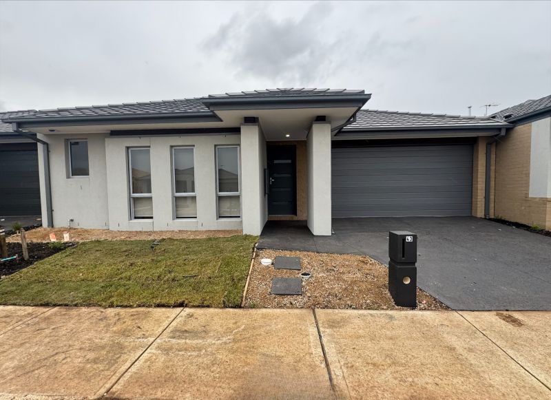 43 Urquhart Road, Tarneit