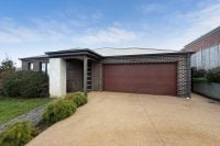 10 Buckland Drive, Warragul VIC