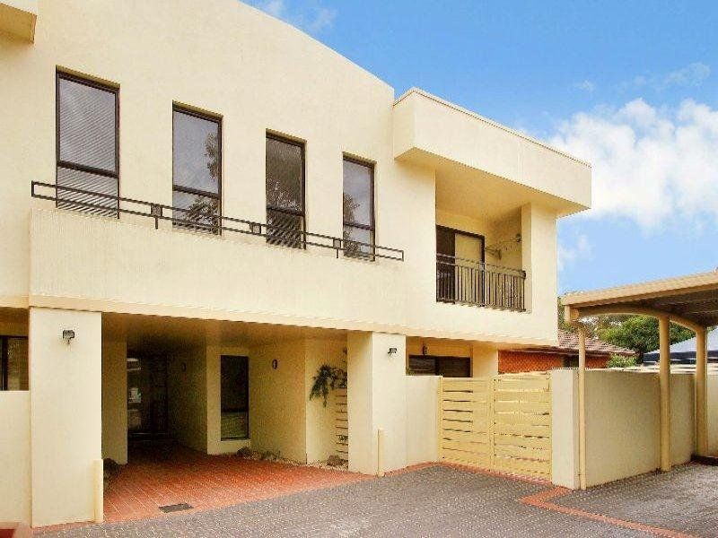 SECURE SOPHISTICATED SINGLE LEVEL APARTMENT !!!