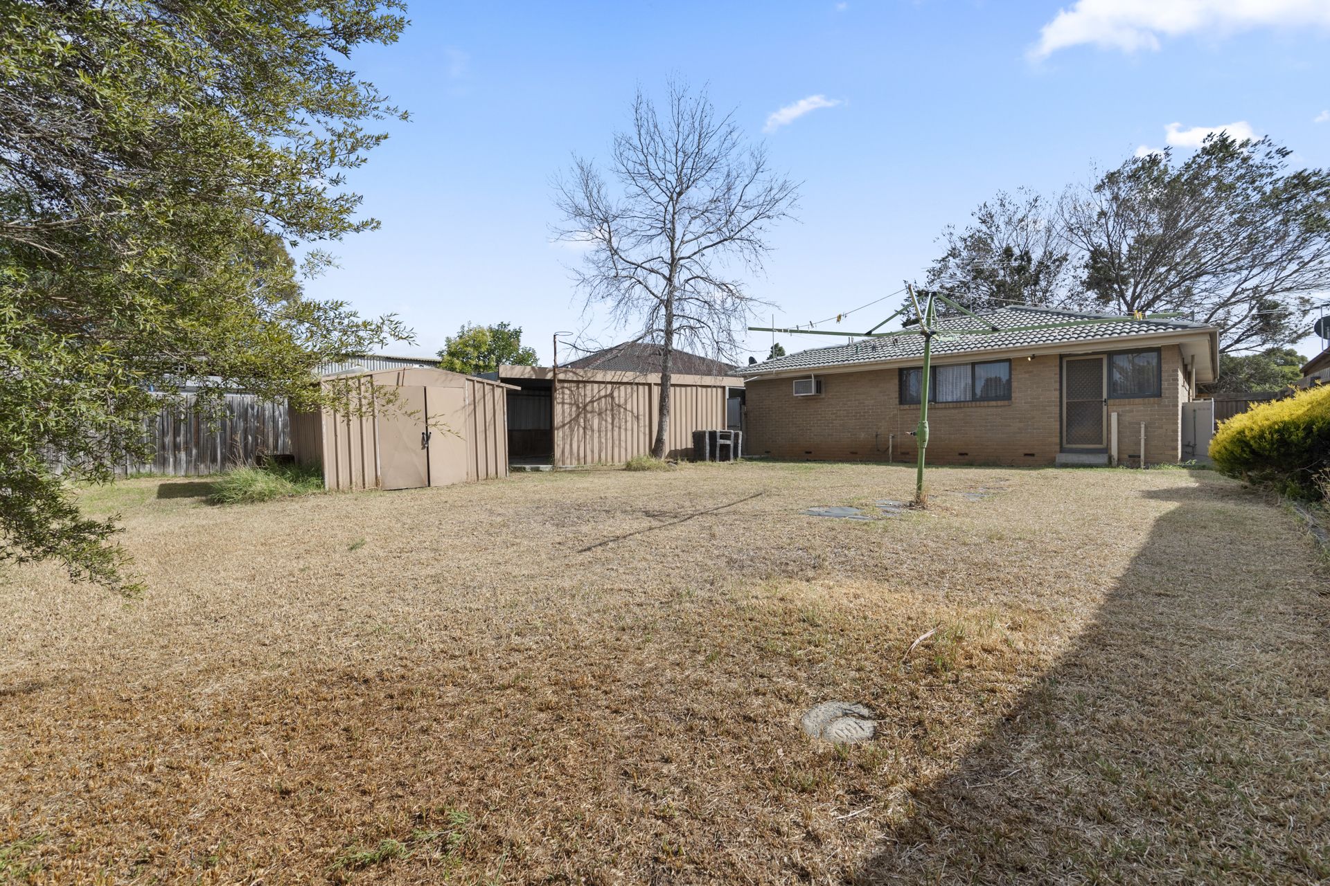 PERFECT START ON APPROX 606m2 LAND