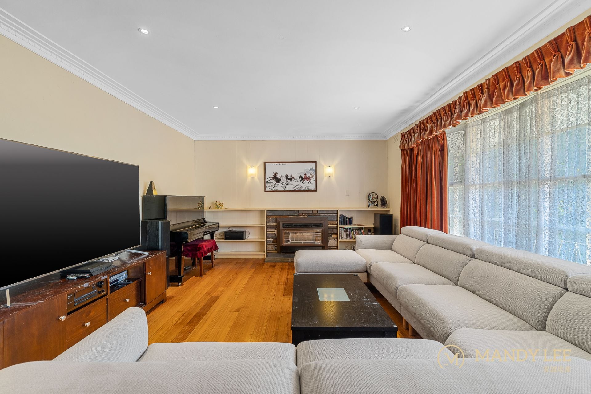 10 Daphne Street Doncaster East VIC, Doncaster East - Thumbnail 2