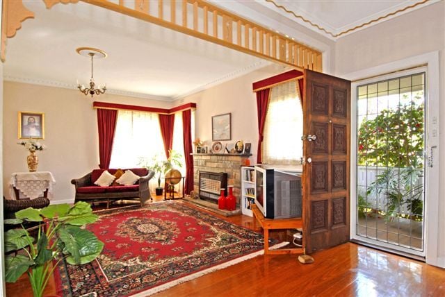 Right in the Heart of Rosanna, Located in the Viewbank College School & Primary zone