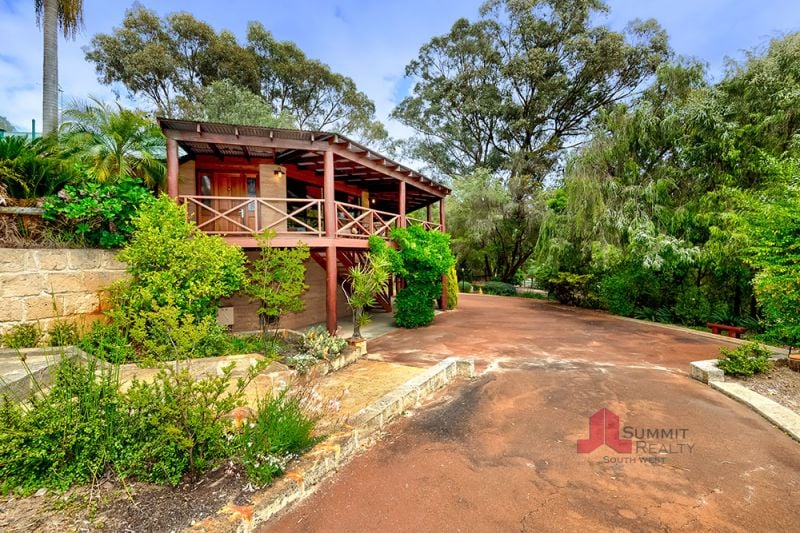 Real Estate For Sale 11 Roberts Road Leschenault , WA