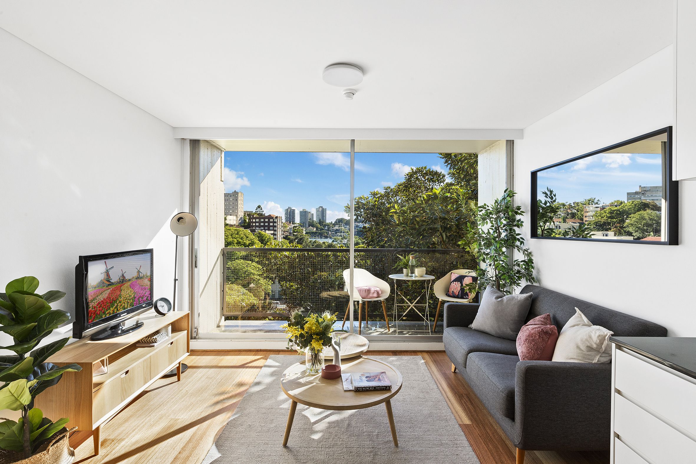 Sold - 64/50-58 Roslyn Gardens - Elizabeth Bay , NSW 2011