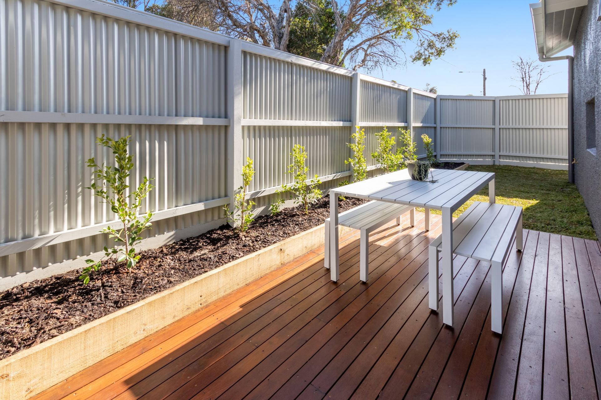 Contemporary Finishes. Classic Facade.