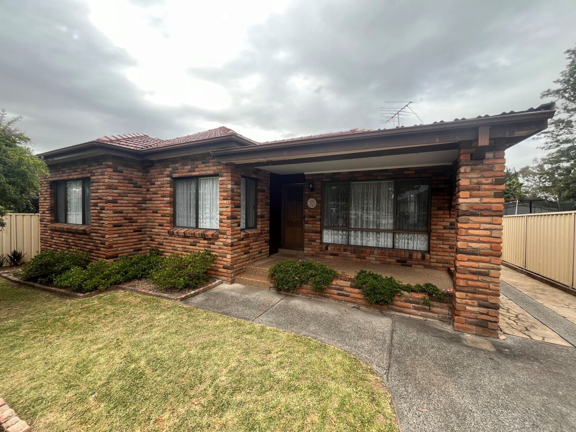 101 Elizabeth Street, Riverstone Hometown Realty