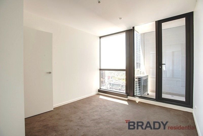 3808/8 Sutherland Street MELBOURNE VIC, Melbourne - Thumbnail 2