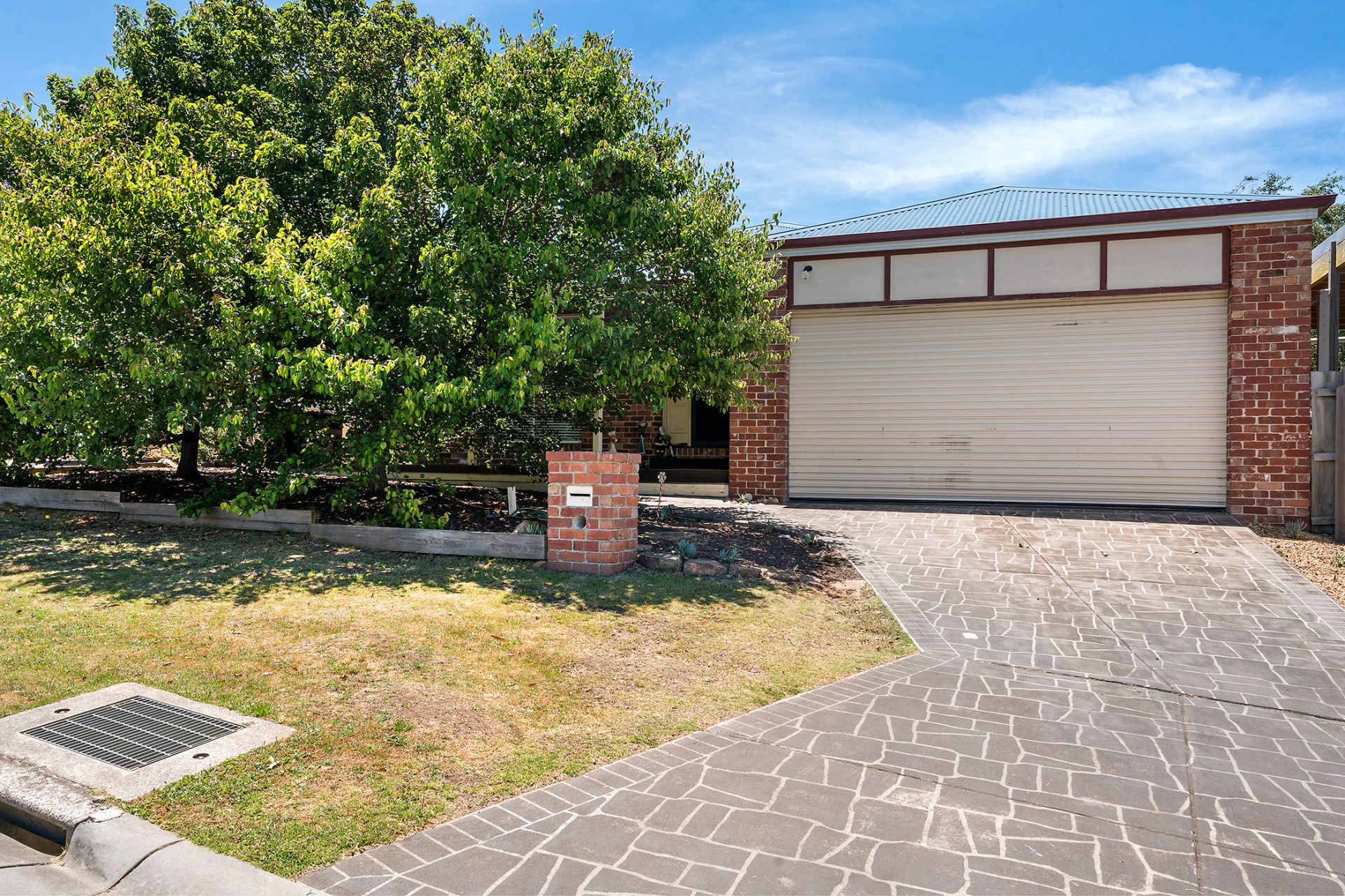 Real Estate For Lease 18 Eskdale Court Mornington , VIC