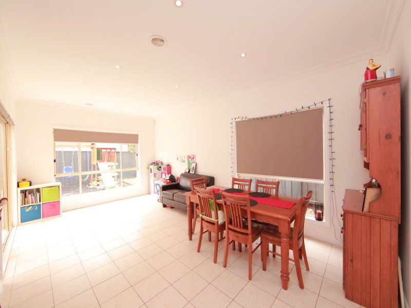 4 Birrali Way SOUTH MORANG, South Morang - Thumbnail 6
