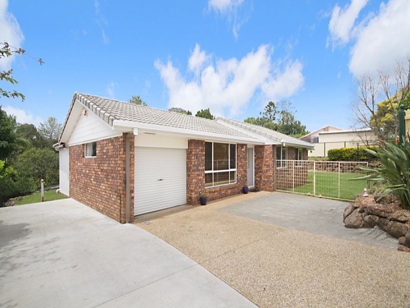 24 Inverness Court BANORA POINT NSW, Banora Point - Thumbnail 2