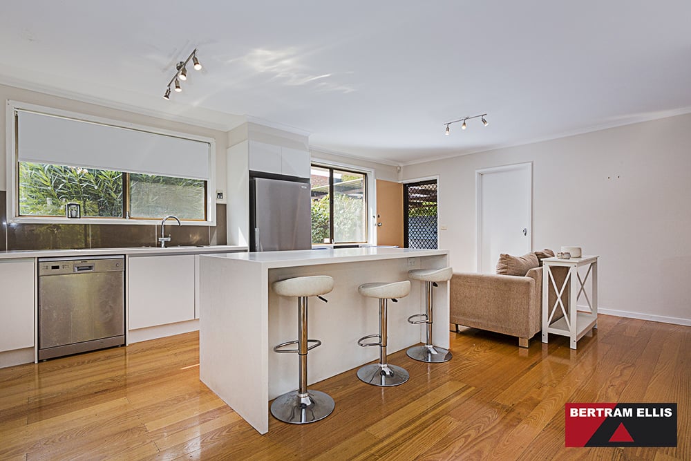 195 Namatjira Drive, Fisher - Thumbnail 6