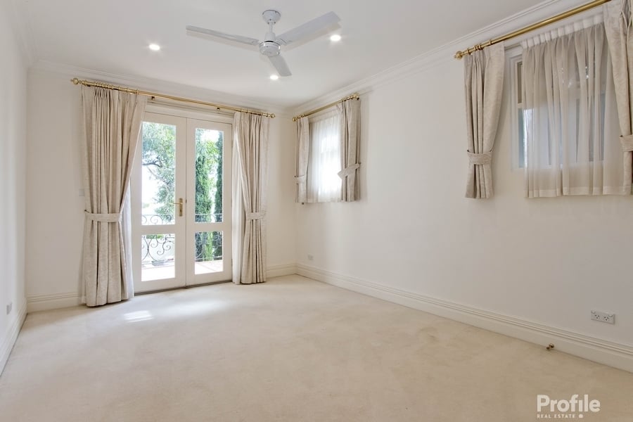 1/7 Charra Street Hyde Park 5061