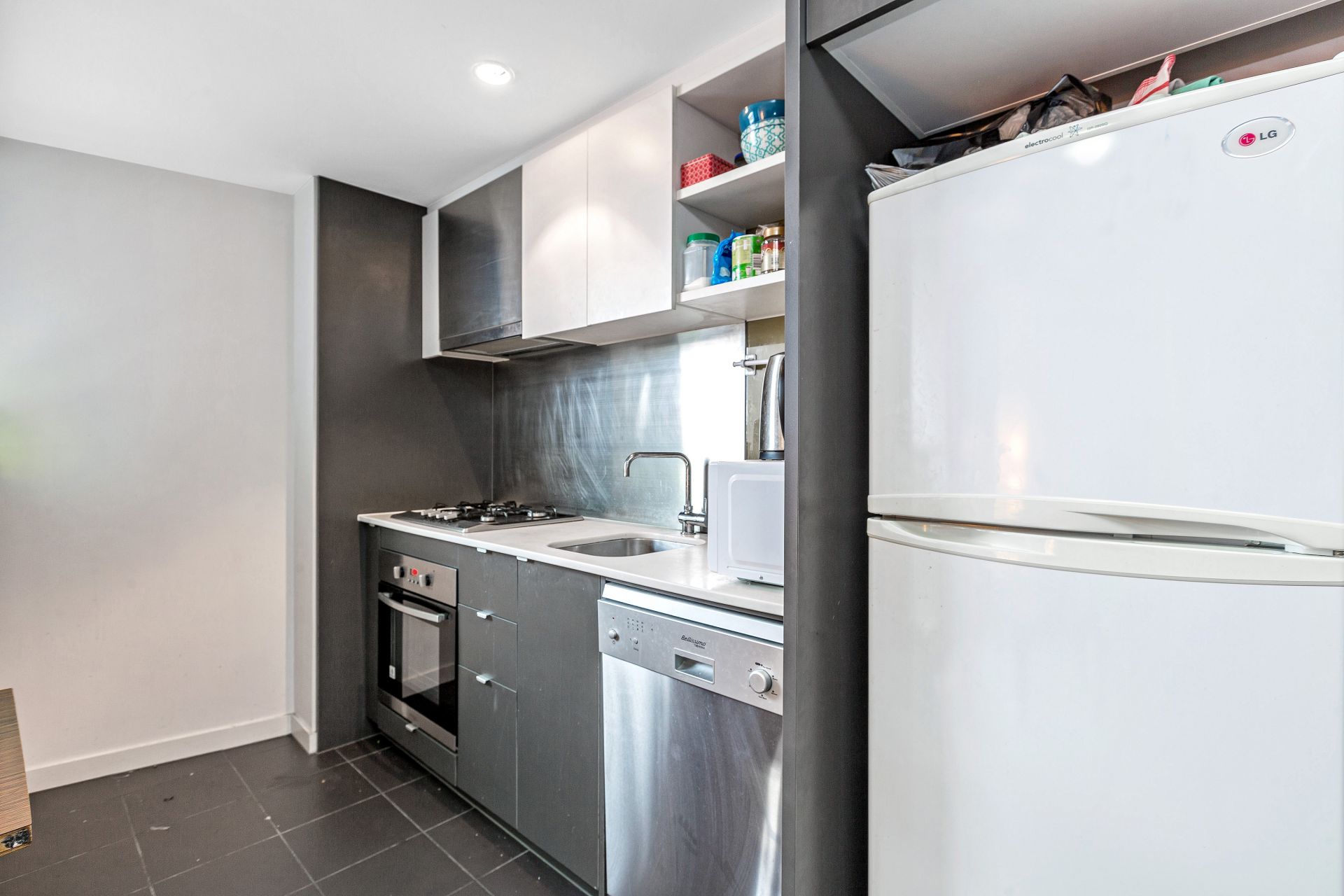 307/240 Barkly Street, Footscray - Thumbnail 4