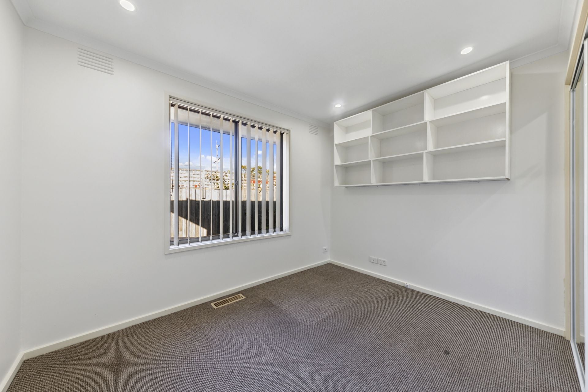 6-38-40-wordsworth-avenue-clayton-south-obrien-real-estate