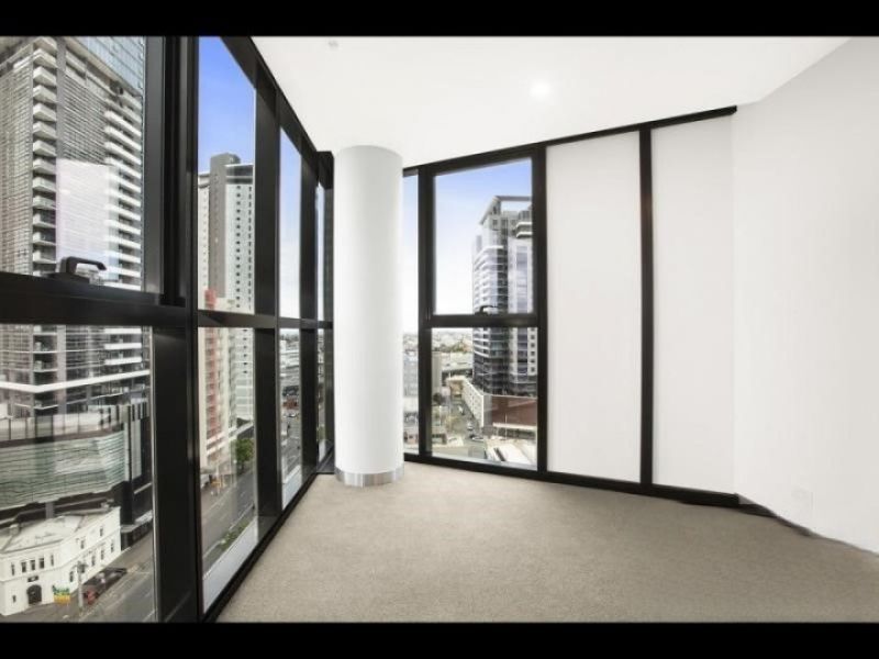 1302/33 Clarke Street, Southbank - Thumbnail 5