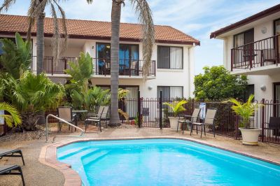 Sensational Surfside Apartment