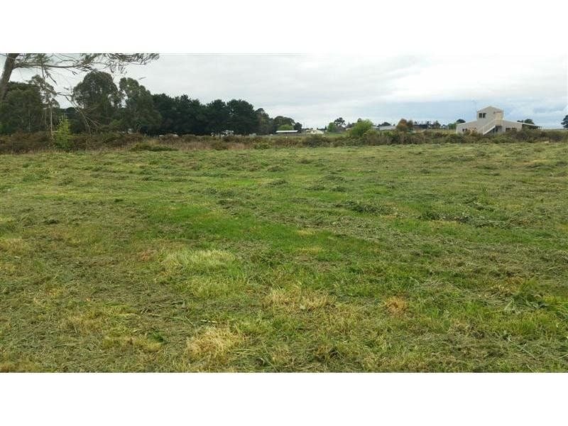 14 Anderson Street BIRREGURRA VIC, Birregurra - Thumbnail 2