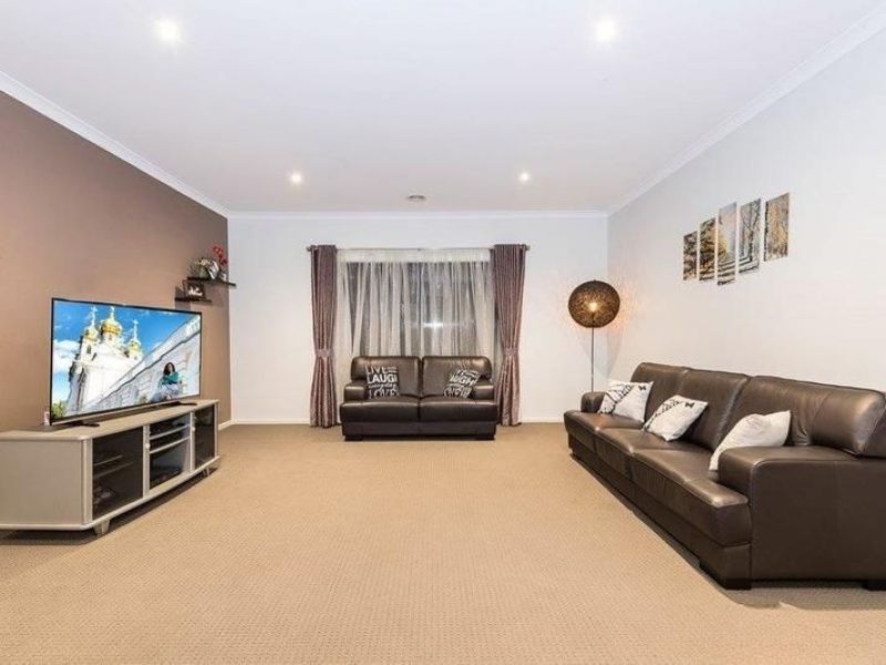 3 Highgate Hill, Epping