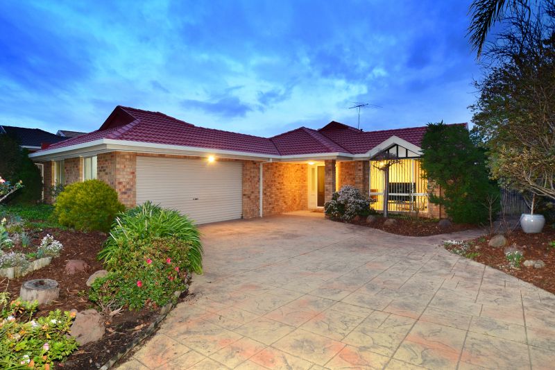 38 Dunlop Crescent, Mill Park