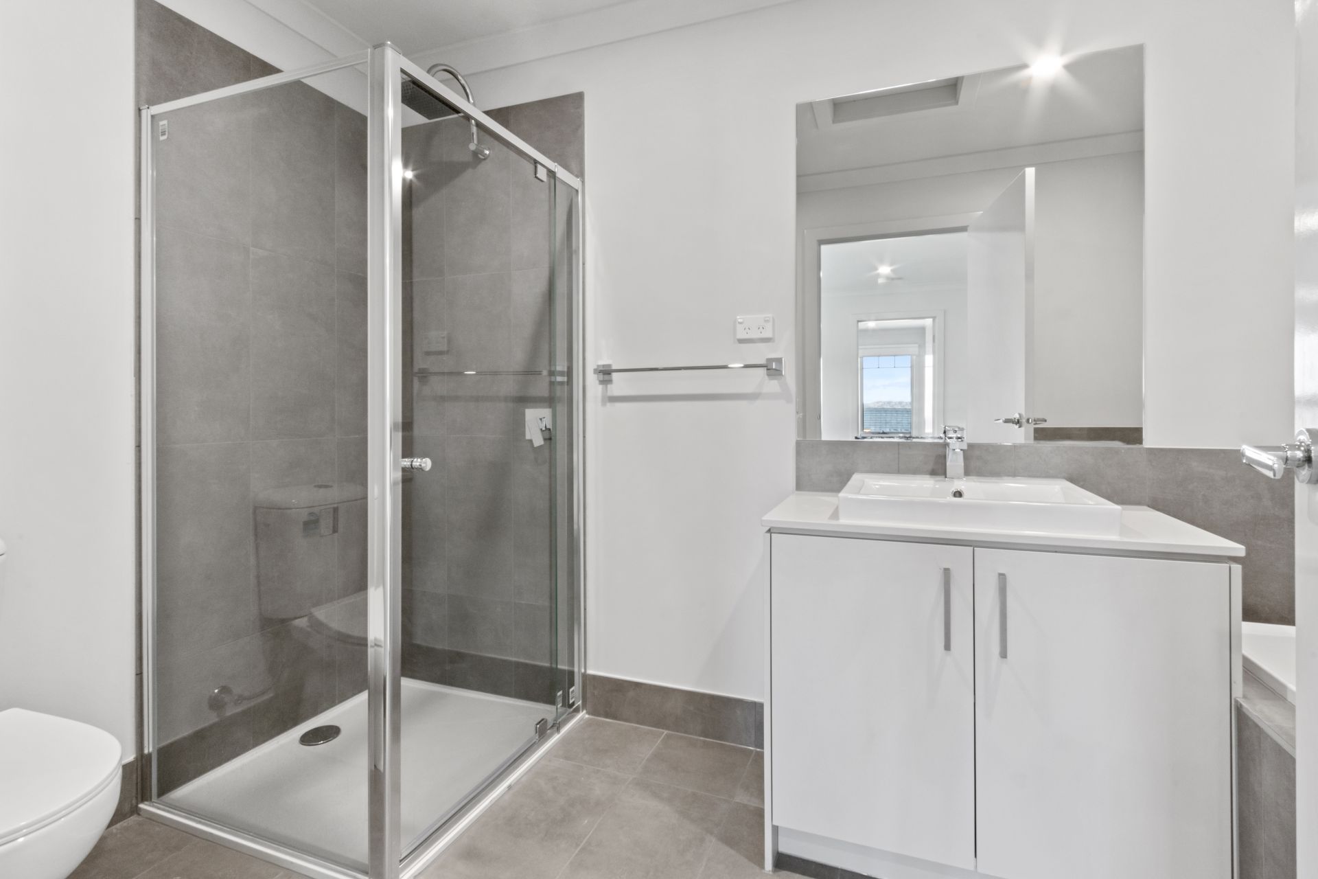 Brand New 4-Bedroom Townhouse in Prime Location! – More photos to follow