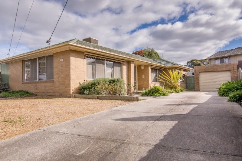 18 Lascelles Drive, Lalor