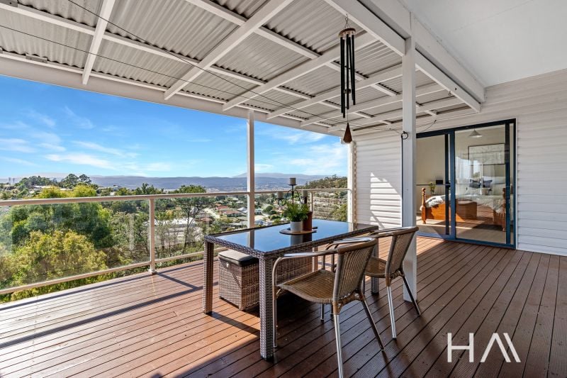 27 Clearview Avenue Trevallyn, Trevallyn - Thumbnail 4