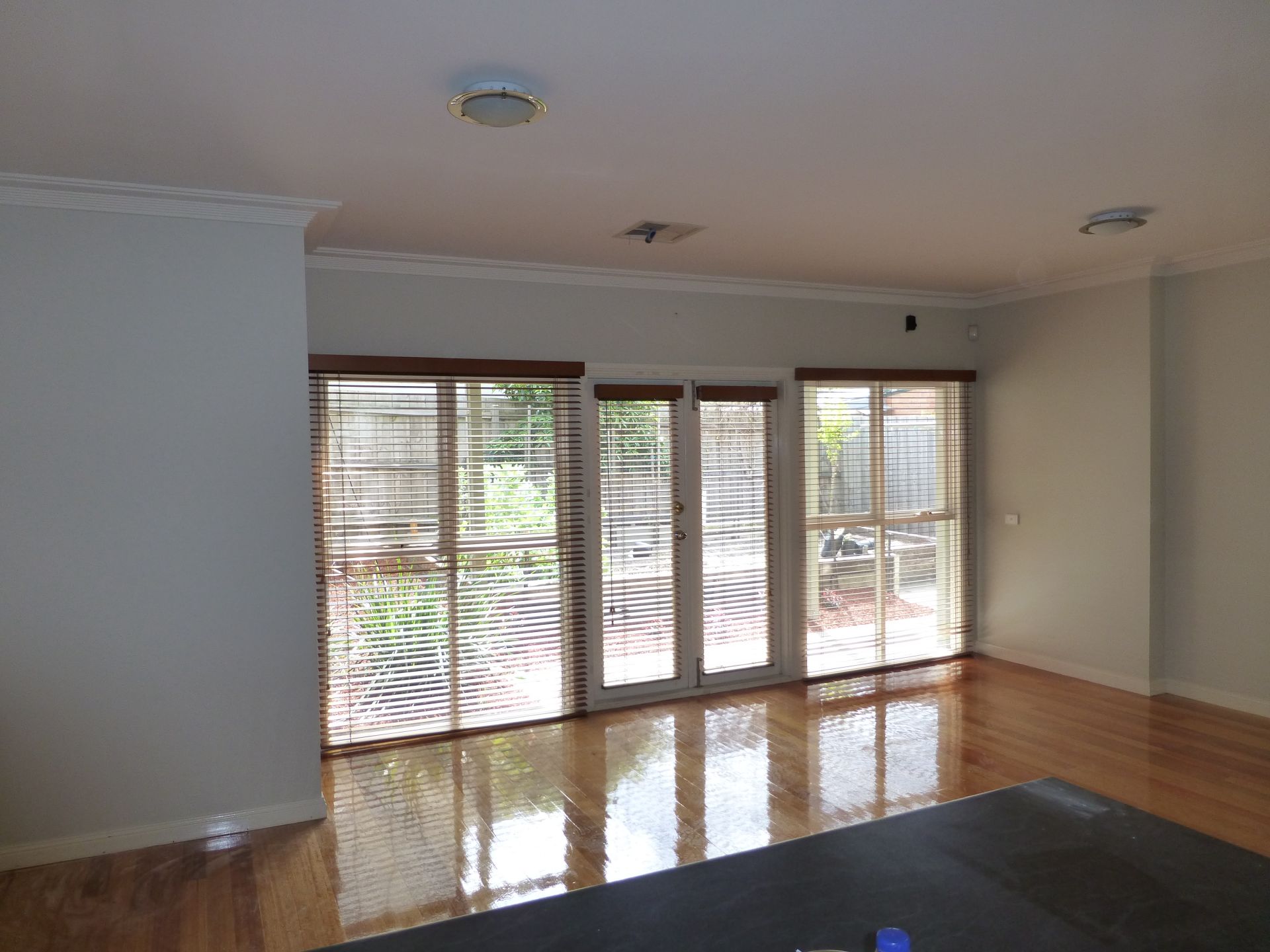Beautiful Three Bedroom Townhouse!