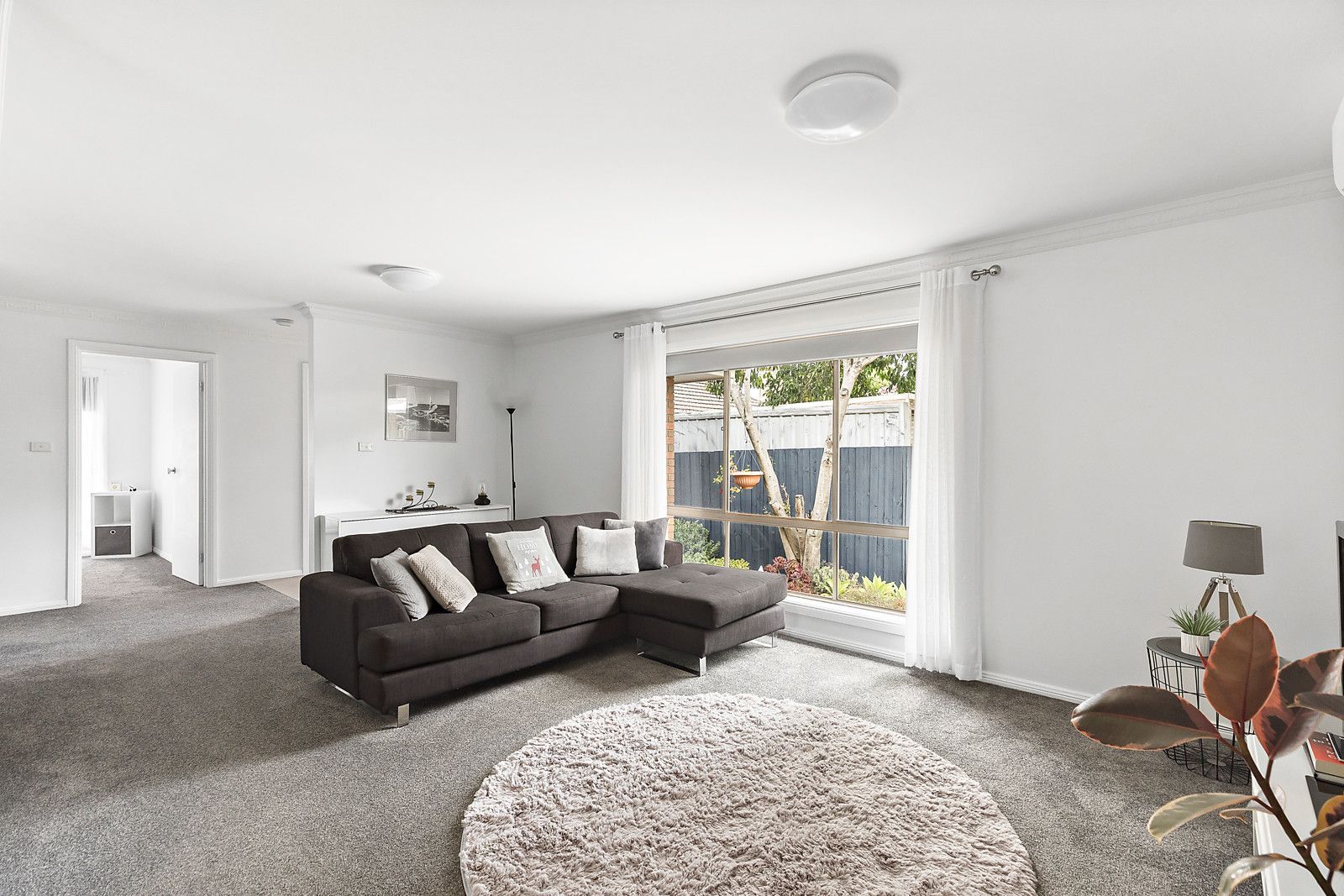 Tranquil Living in Prime Preston Location