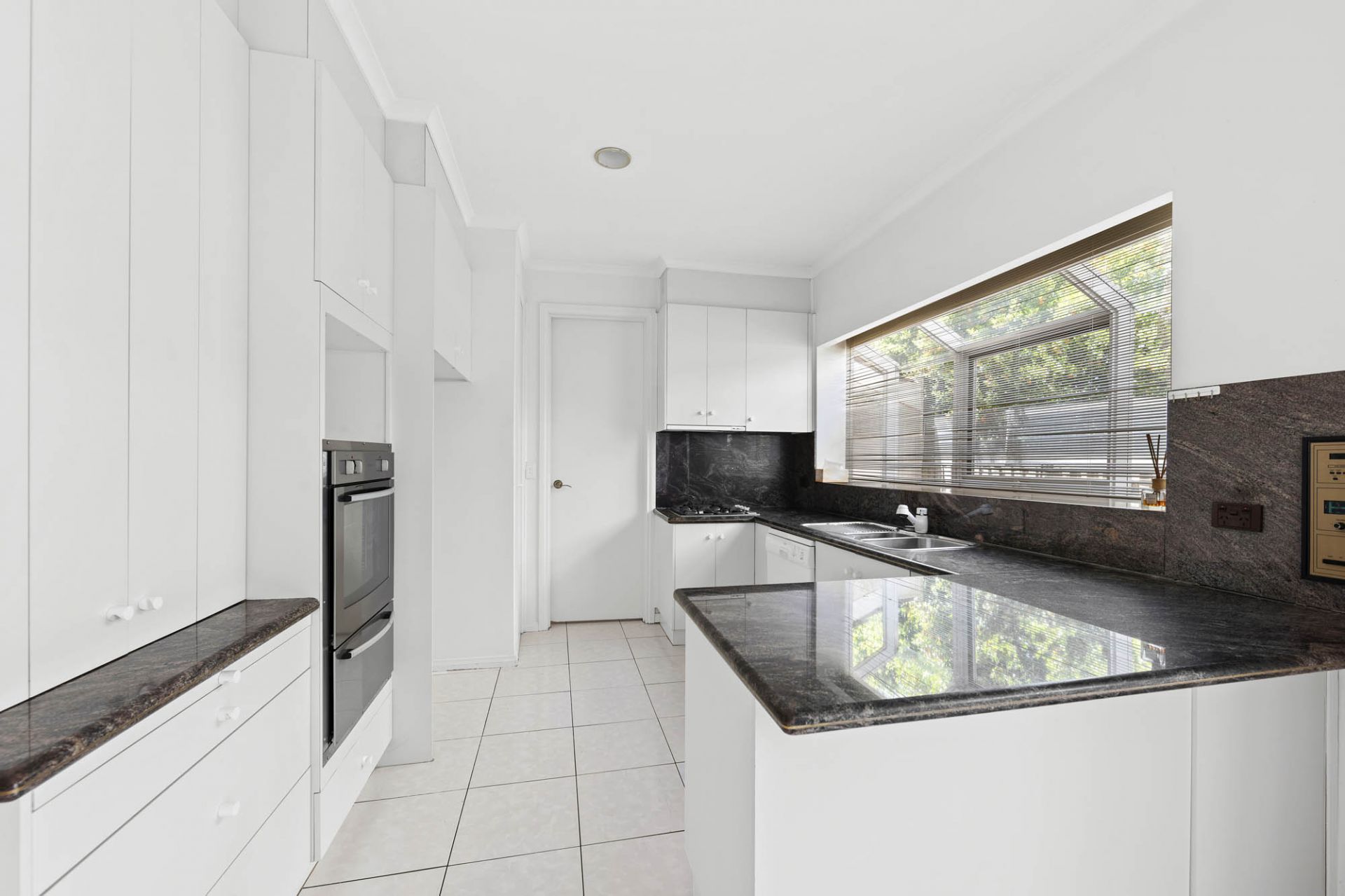 1/482 Glen Eira Road, Caulfield - Thumbnail 6