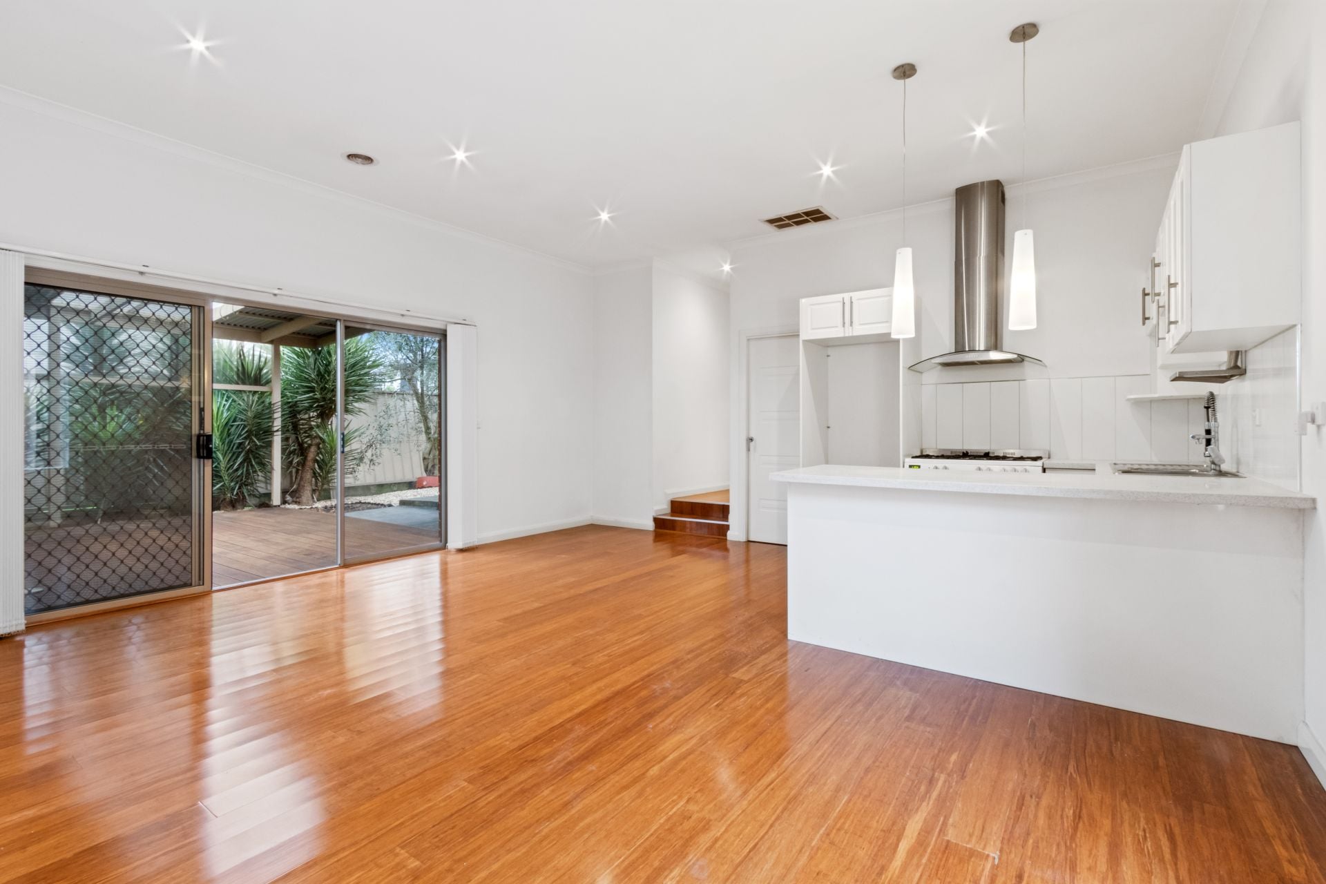 Outstanding Unit in Central Locale