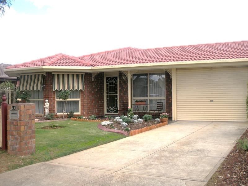 11 Parkview Avenue Salisbury Downs 5108