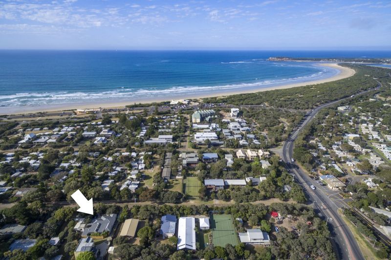 1/15 Baker Street Ocean Grove VIC, Ocean Grove - Thumbnail 2