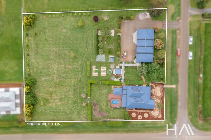 104 William Street Westbury, Westbury - Thumbnail 3