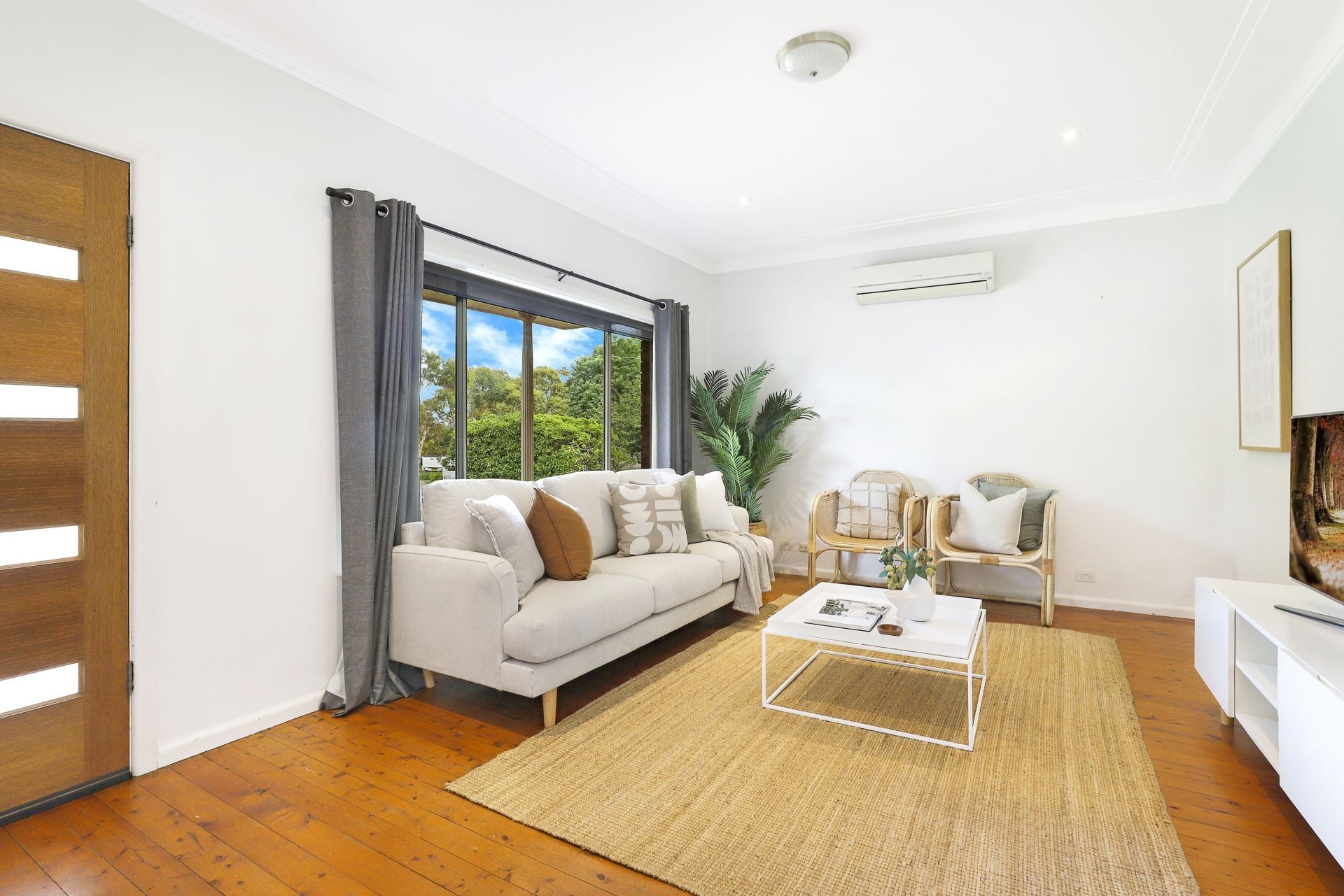 39 Eighth Avenue, Loftus, Loftus - Thumbnail 3